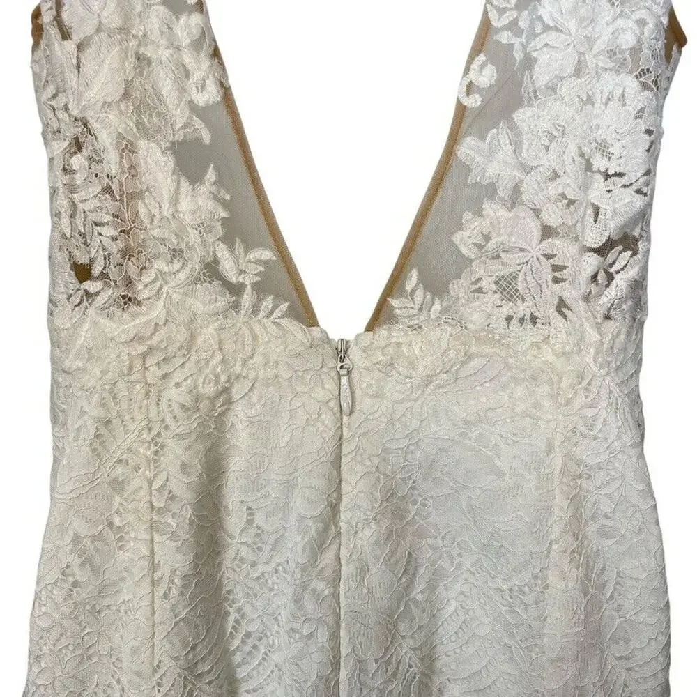 Melissa Sweet Ivory Lace V-Neck Trumpet Wedding Gown - Picture 12 of 16